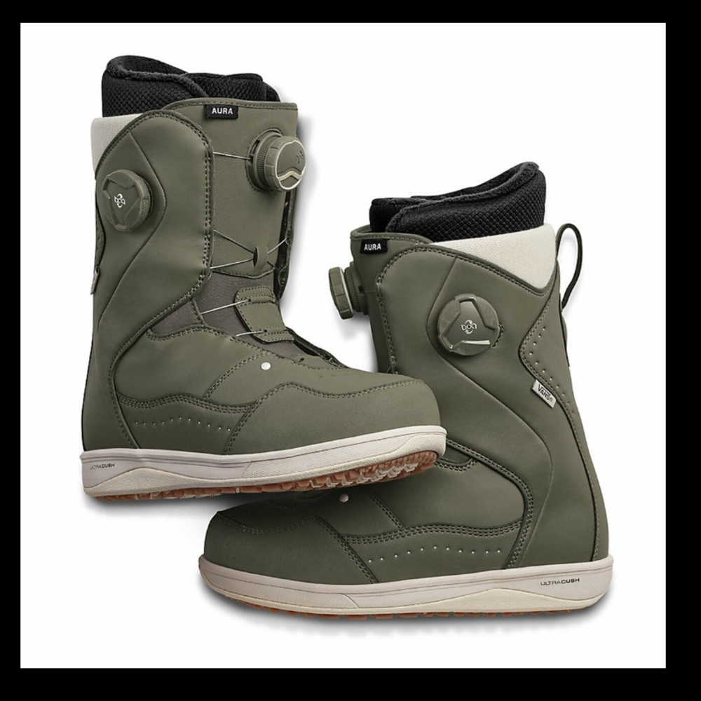 Vans snowboarding boots
